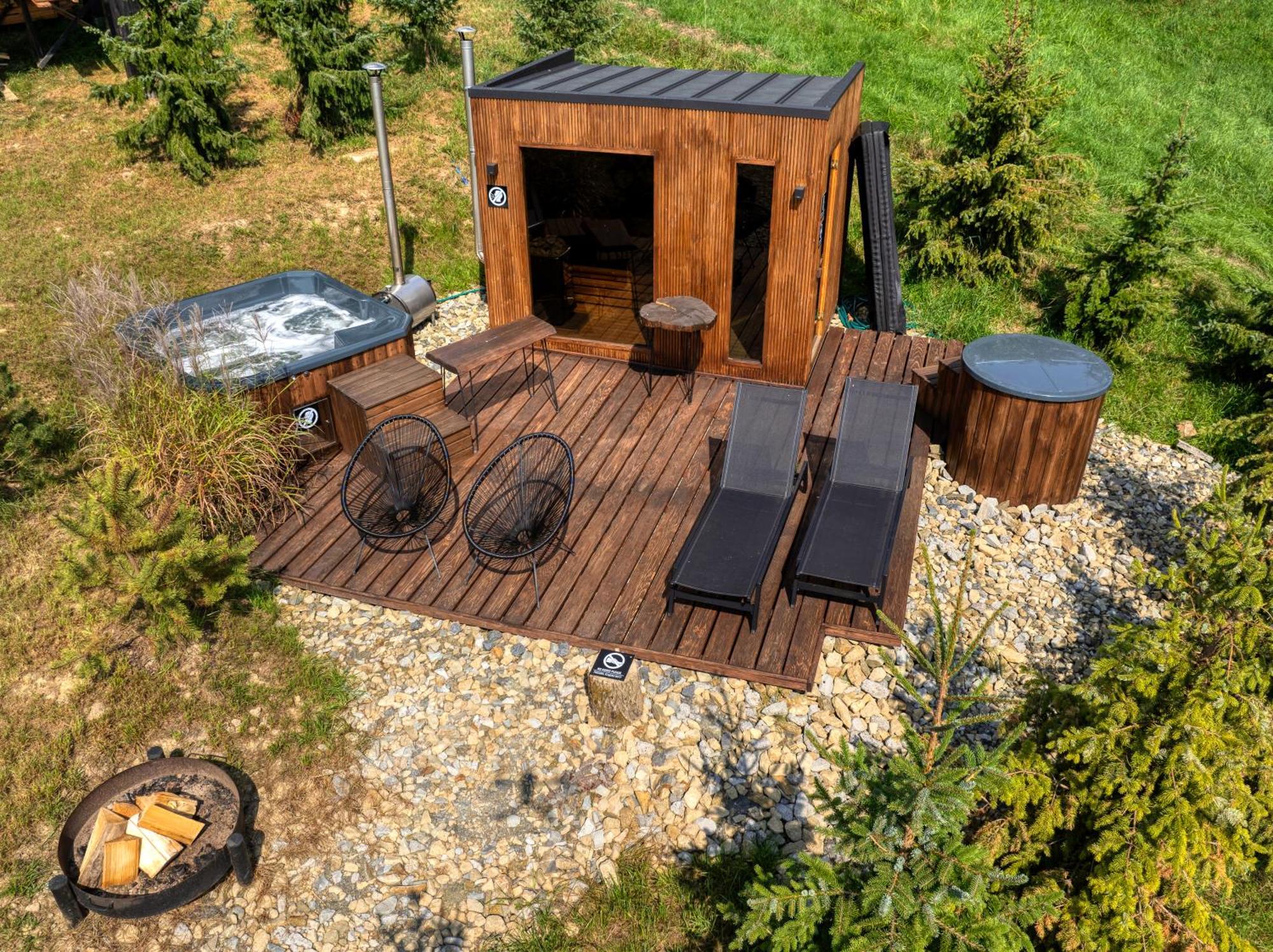 Black Deer - Z Sauna Na Tarasie, Jacuzzi I Widokiem Na Gory - By Deer Hills Luxury Apartments Kocon Exterior photo